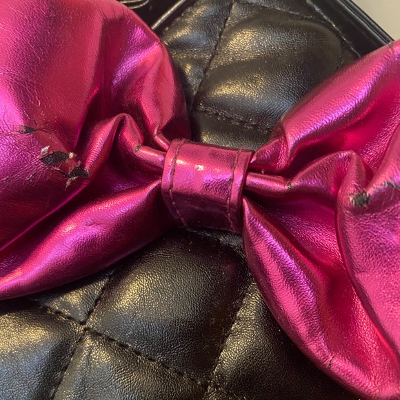 Hello Kitty Crossbody - Picture 7 of 7